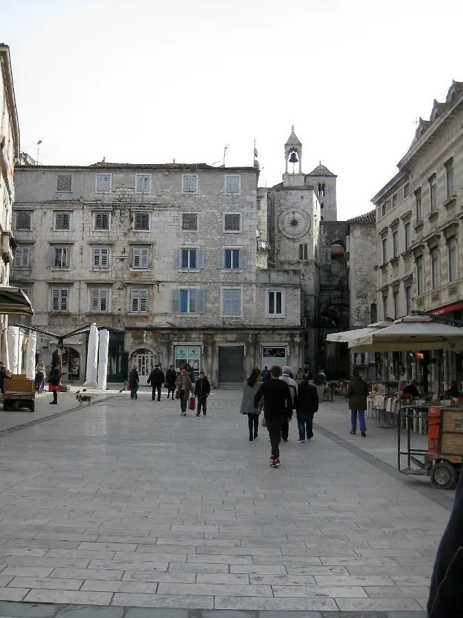 Split Studio A Priori Apartment